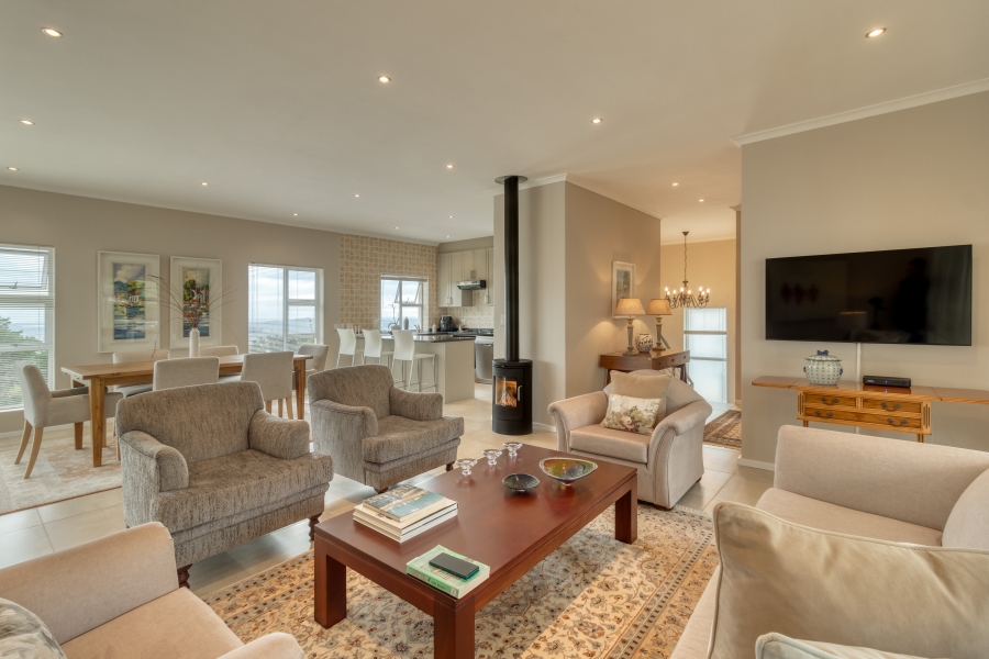 3 Bedroom Property for Sale in Bel